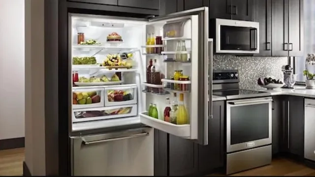 Kulkas LG Bottom Freezer dengan Filtered Ice dan Smart Cooling LRDCS2603S