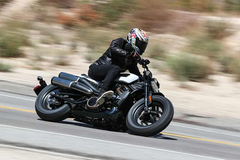 Sepeda Motor Harley Davidson - Sportster