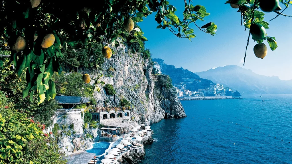Review Daerah Wisata Terindah Di Dunia - Amalfi Coast Italia