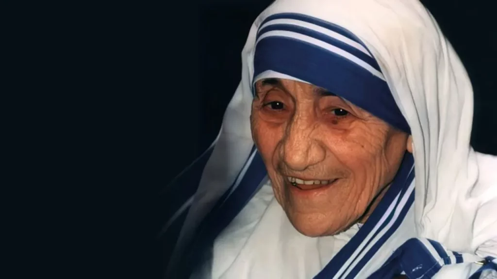 Review sosok pahlawan-pahlawan dunia - 
Mother Teresa