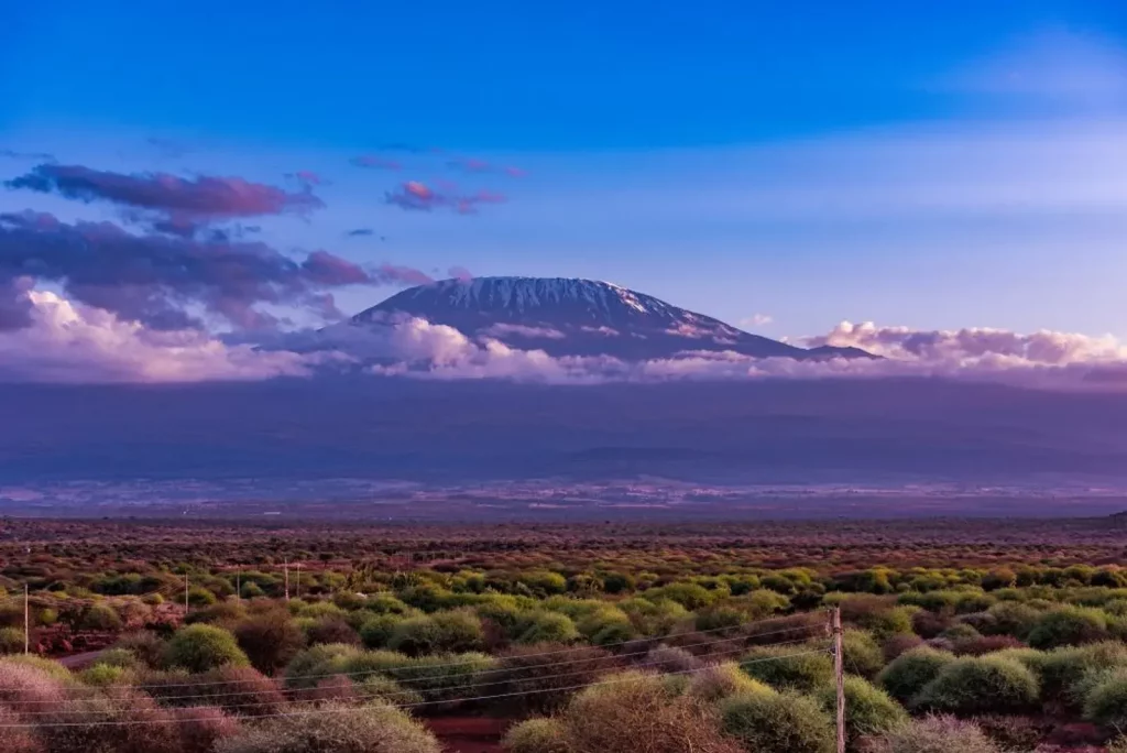 Mengenal gunung terpopuler di dunia - GUnung Kilimanjaro 