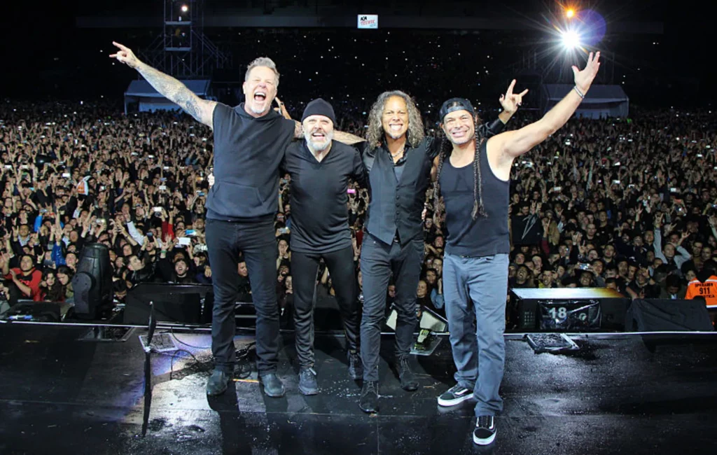 Genre Musik Rock: Menelusuri Keunikan Dan Daya Tariknya - Group Band Metallica