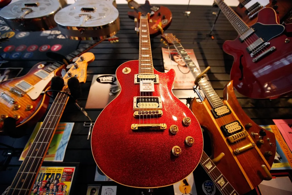 Gitar Gibson Les Paul: Mengungkap Pesona Dan Maknanya