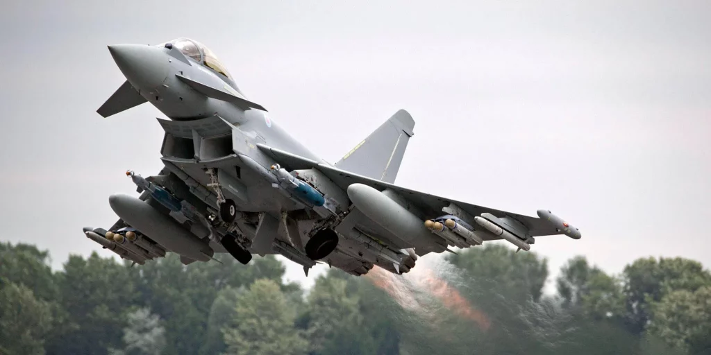 Eurofighter typhoon: Pesawat Tempur canggih dengan performa luar biasa