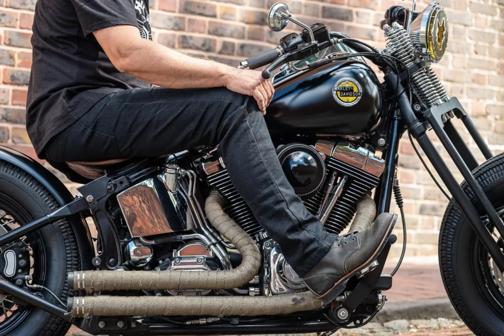 Produk dengan Merek Harley Davidson:  Celana Jeans