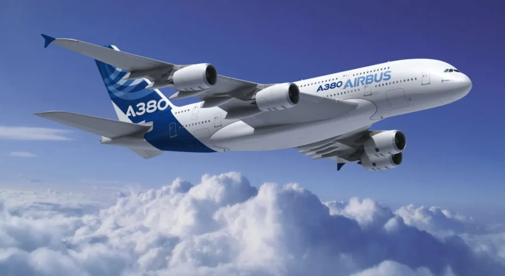 Jenis pesawat penumpang terpopuler dan paling canggih saat ini: Airbus A380