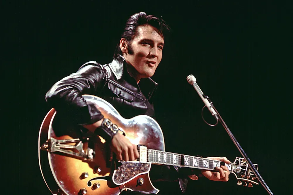 Artis Musik Dunia yang Mencetak Sejarah: Elvis Presley