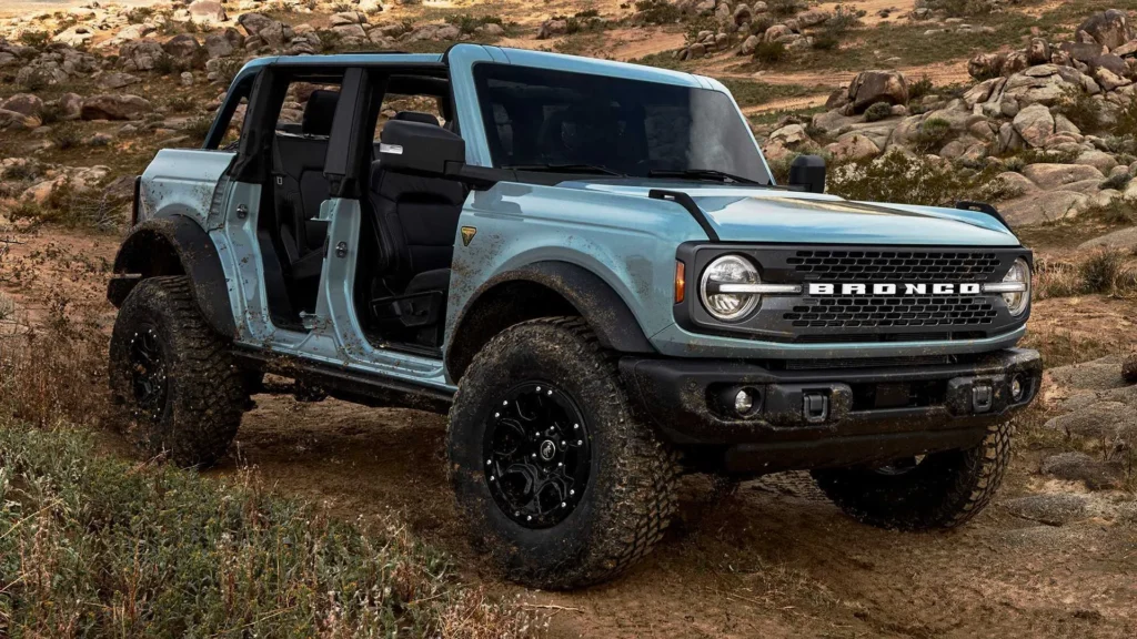 Kendaraan Off-Road Legendaris Ikon Petualangan: Ford Bronco