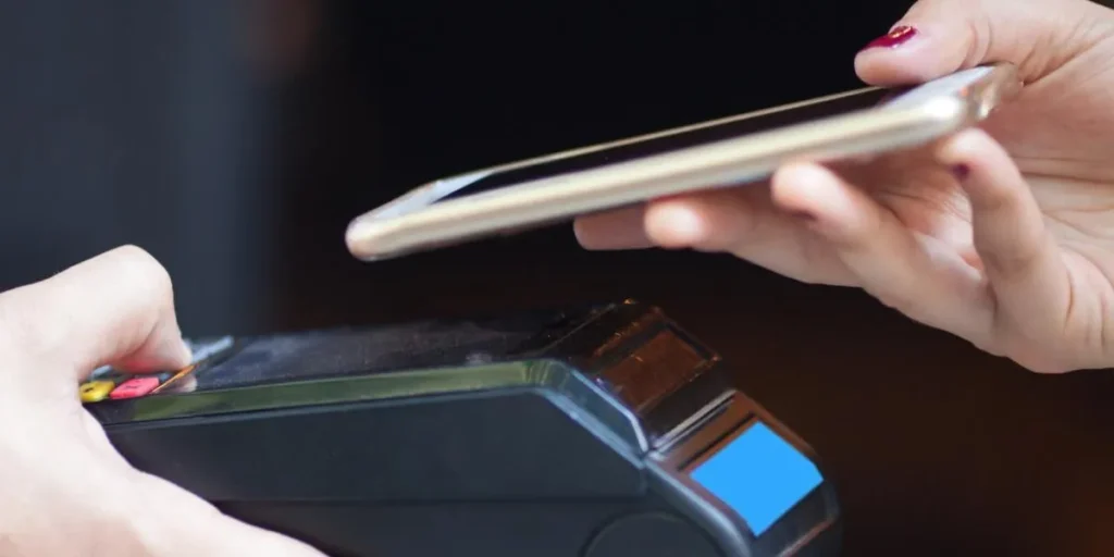 Teknologi Pembayaran Digital: Teknologi NFC dan Contactless Payment